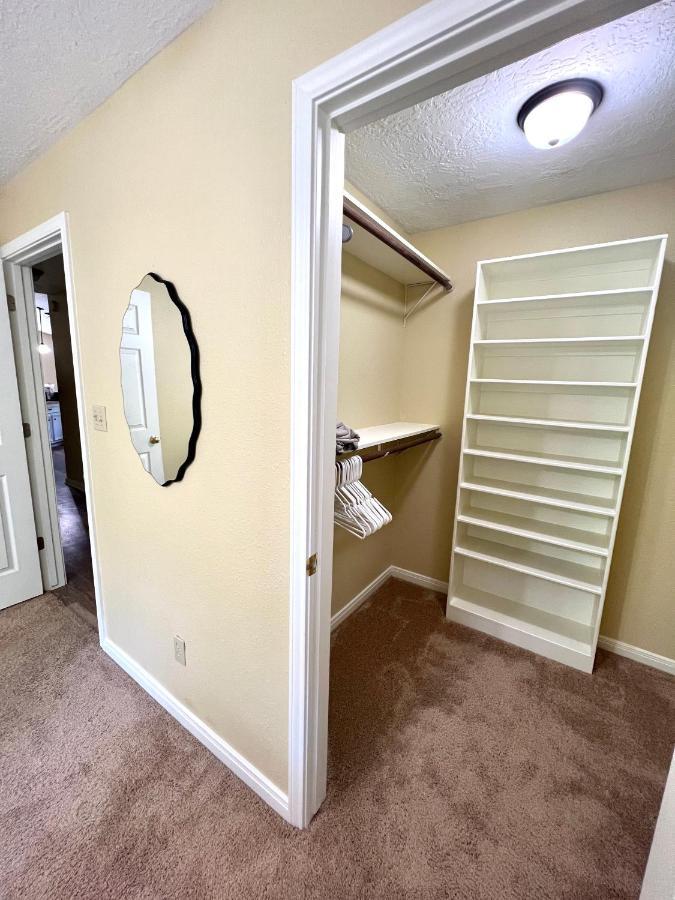 2 Bdrm Treehouse Hideout- Lake Conroe With Boat Ramp Montgomery Esterno foto