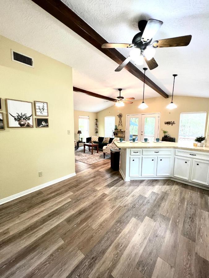 2 Bdrm Treehouse Hideout- Lake Conroe With Boat Ramp Montgomery Esterno foto